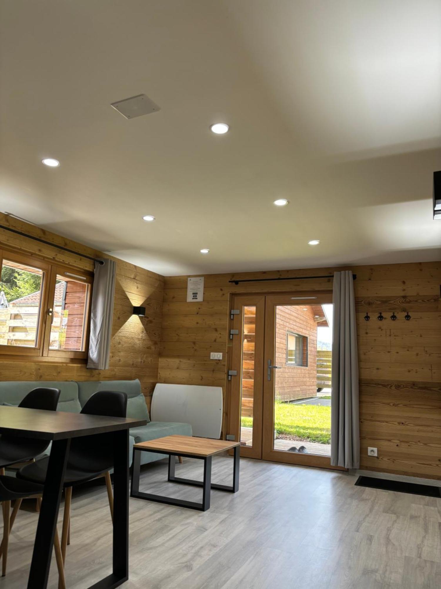 Chalets Du Bouchot & Jacuzzi Privatif Proximite Gerardmer & La Bresse Rochesson Екстер'єр фото